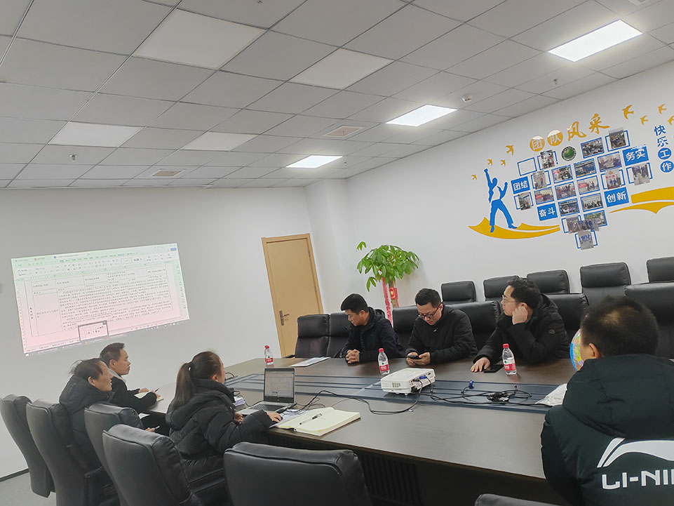 <strong>山東某油田領(lǐng)導(dǎo)蒞臨凱迪正大考察交流，現(xiàn)場復(fù)核項目進(jìn)展</strong>